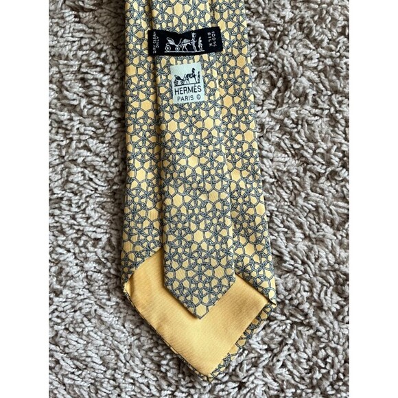 HERMES Paris Men's Rope Tie Printed Silk Tie in Butter/Blue - Picture 2 of 2